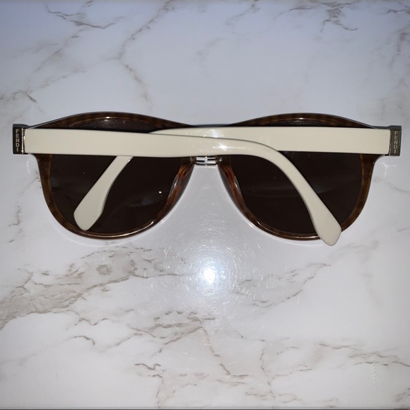 Fendi Aviator Style Sunglasses - Picture 6 of 16